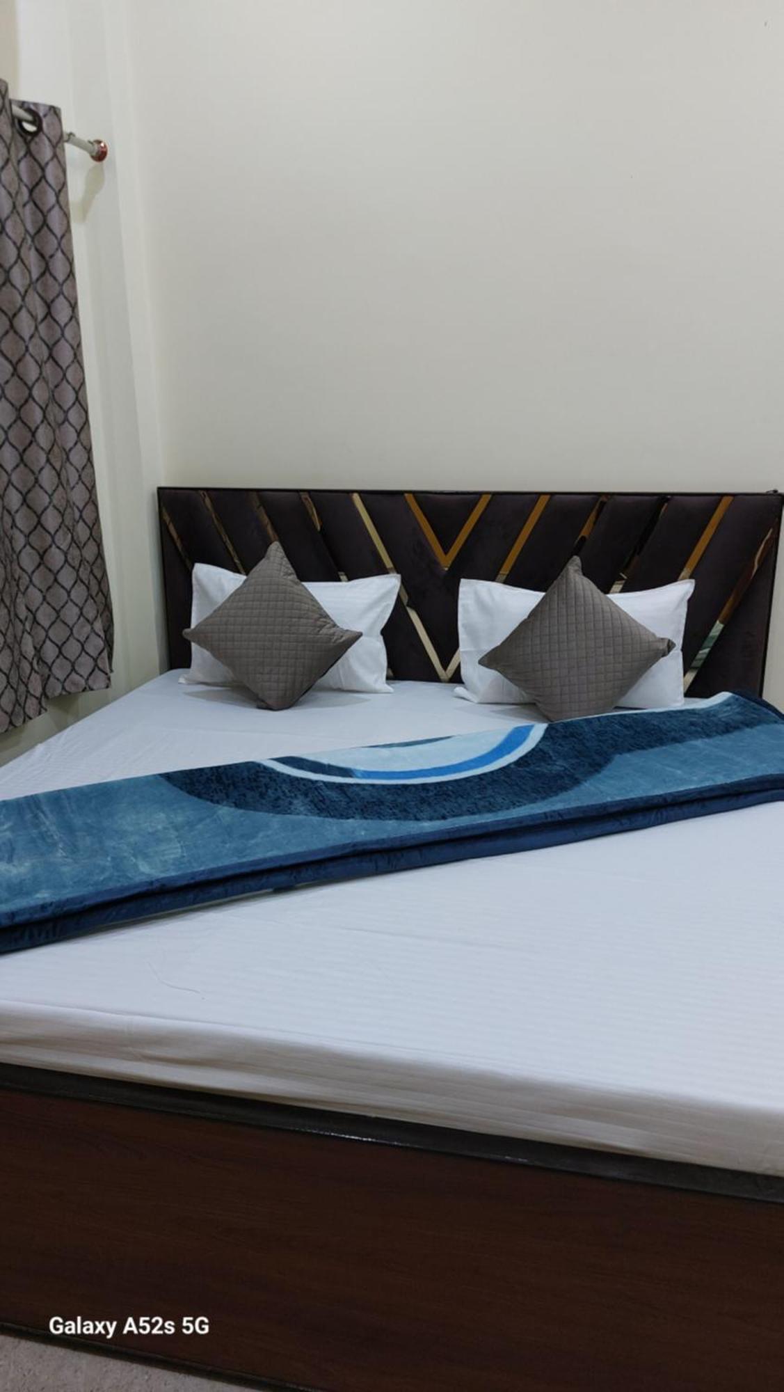 Narayani Paying Guest House Varanasi Exterior foto